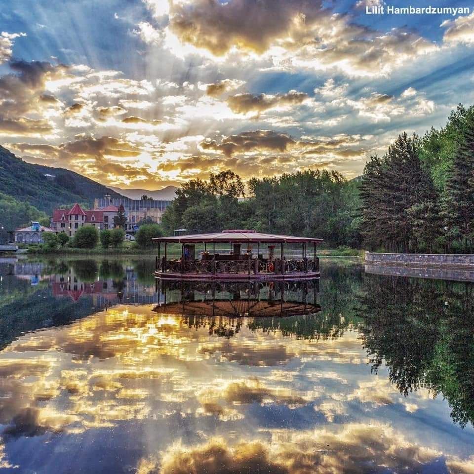 Jermuk Armenia sightseeing and holiday destination